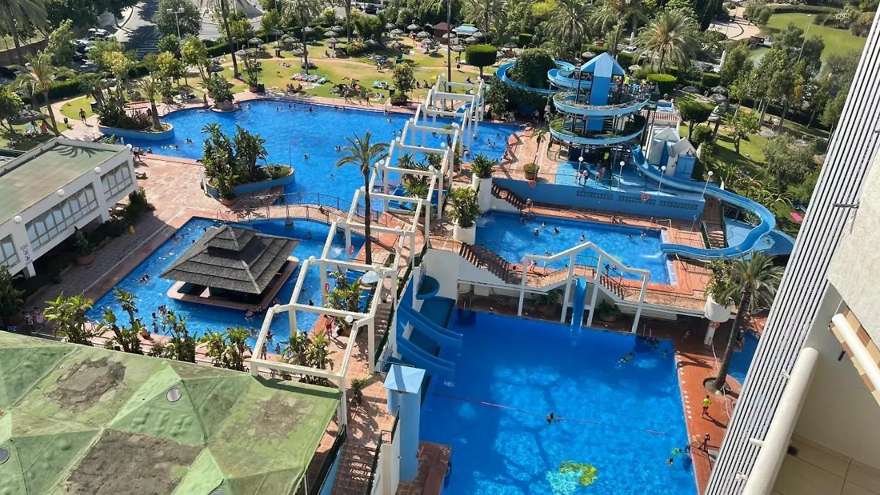 Penthouse Benal Beach 贝纳尔马德纳