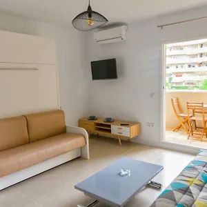 https://estudio-en-benalbeach.hotelsinnerja.org
